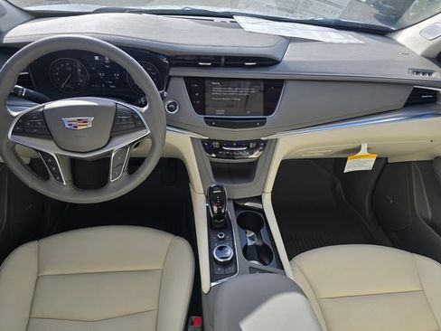 New 2026 Cadillac XT5 Premium Luxury w/ Driver Assist Package FWD image 15