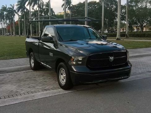 Used 2017 RAM 1500 Tradesman RWD image 18
