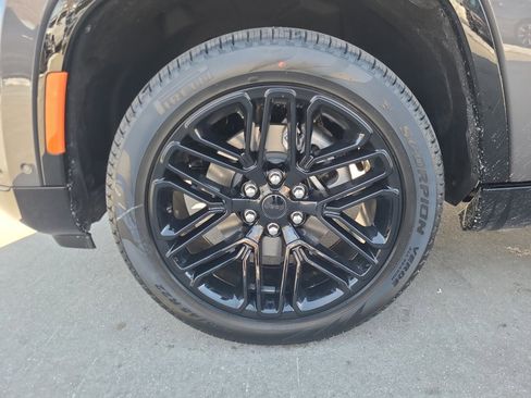 New 2026 Jeep Grand Wagoneer Limited image 27