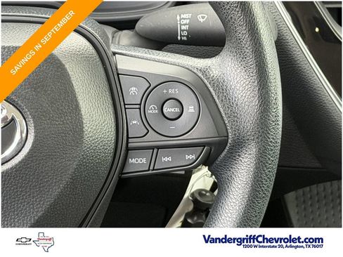 Used 2025 Toyota Corolla LE FWD image 14