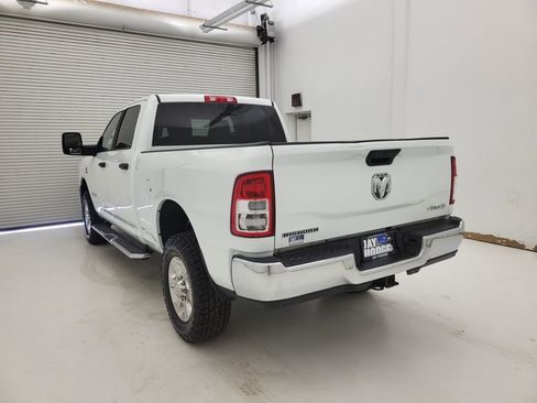 Used 2024 RAM 2500 Big Horn w/ Off Road Package AWD/4WD image 16