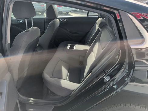 Used 2020 Hyundai Ioniq SEL image 25