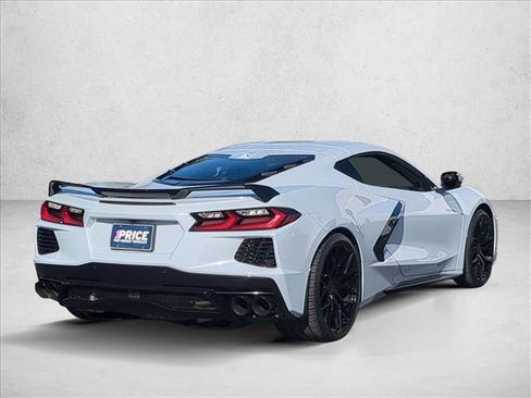 Used 2021 Chevrolet Corvette Stingray Premium Cpe w/ Z51 Performance Package RWD image 5