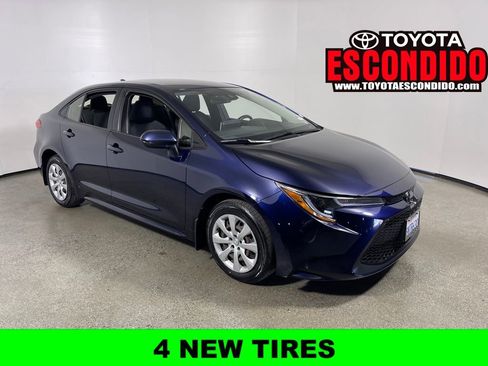 Certified 2020 Toyota Corolla LE image 1