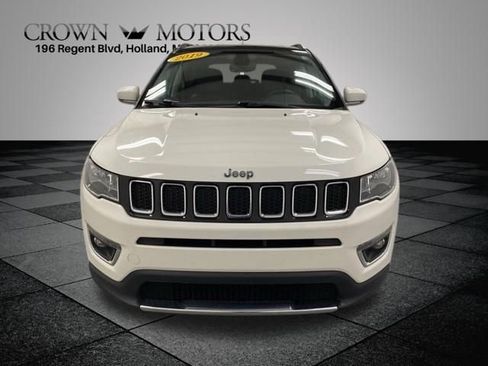 Used 2019 Jeep Compass Limited AWD/4WD image 2