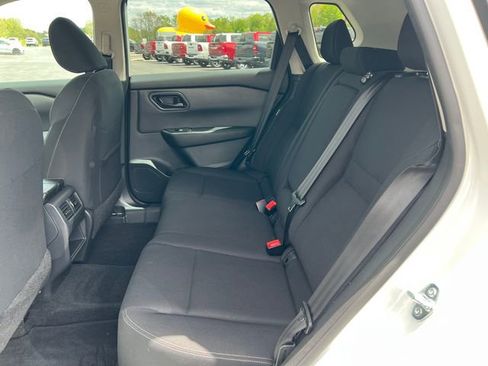 Used 2024 Nissan Rogue S AWD/4WD image 5