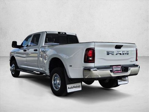 New 2026 RAM 3500 Tradesman AWD/4WD image 9