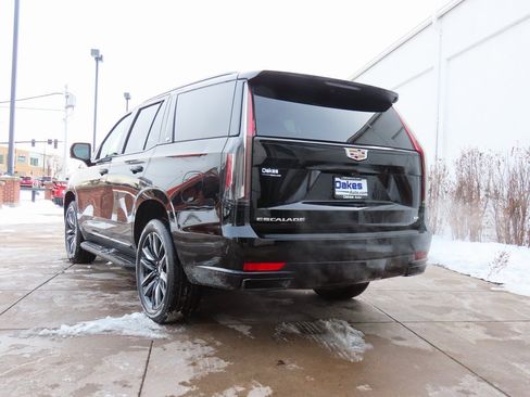 Used 2023 Cadillac Escalade Sport image 6