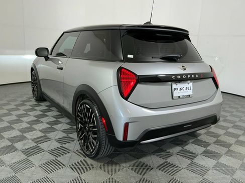 Certified 2025 MINI Cooper S FWD image 7