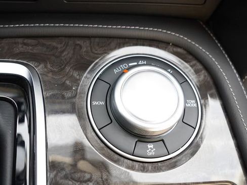 Used 2024 Nissan Armada Platinum w/ Cargo Package image 36