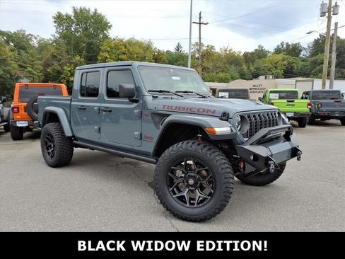 New 2025 Jeep Gladiator Rubicon w/ Convenience Group image 1