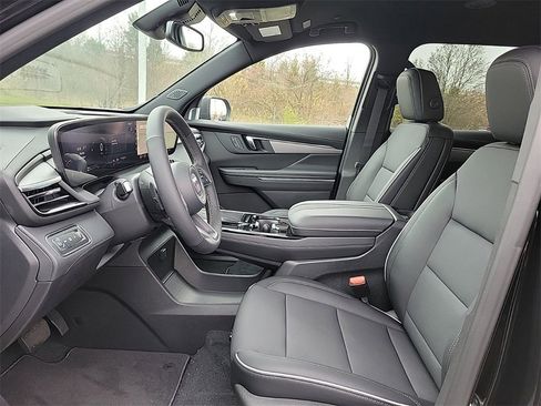 New 2026 Buick Enclave Preferred image 16