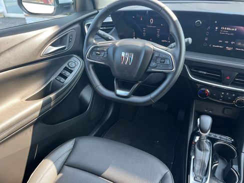 Used 2024 Buick Encore GX Sport Touring image 30