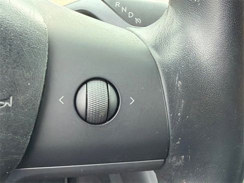 Used 2018 Tesla Model 3 Long Range image 26