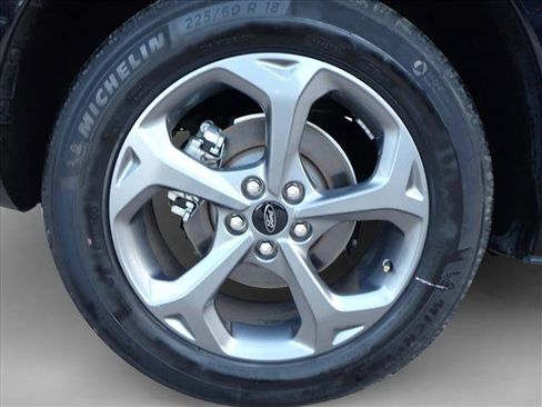 Used 2024 Ford Escape ST-Line image 7