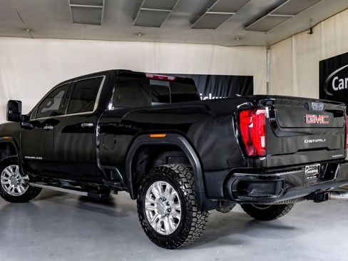 Used 2021 GMC Sierra 2500 Denali w/ Denali Ultimate Package AWD/4WD image 10