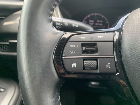 Used 2023 Honda HR-V EX-L image 19