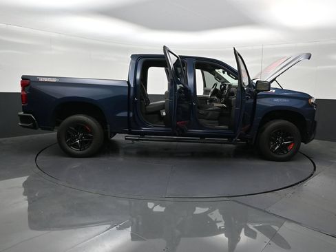 Used 2021 Chevrolet Silverado 1500 LT Trail Boss w/ Convenience Package II AWD/4WD image 32