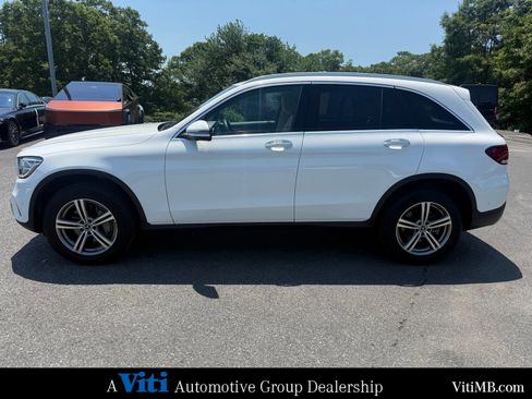 Used 2021 Mercedes-Benz GLC 300 4MATIC image 5