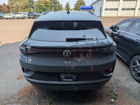 Used 2023 Volkswagen ID.4 Pro S AWD/4WD image 5