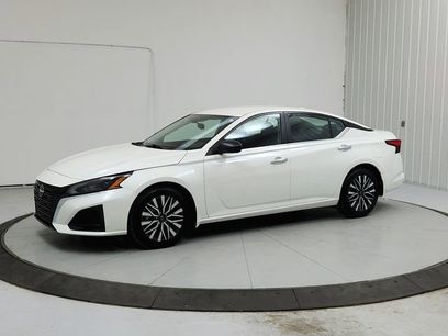 Used 2025 Nissan Altima 2.5 SV