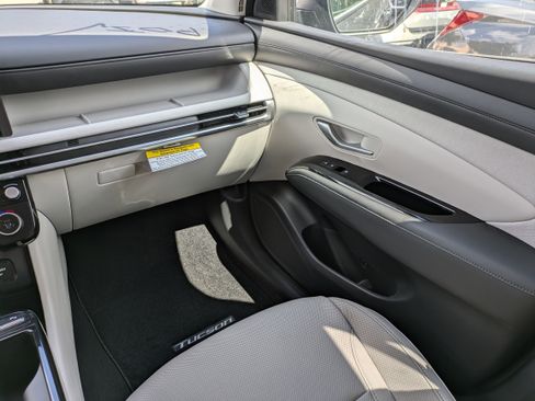 New 2026 Hyundai Tucson Limited image 19