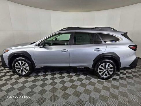 New 2025 Subaru Outback Premium image 3
