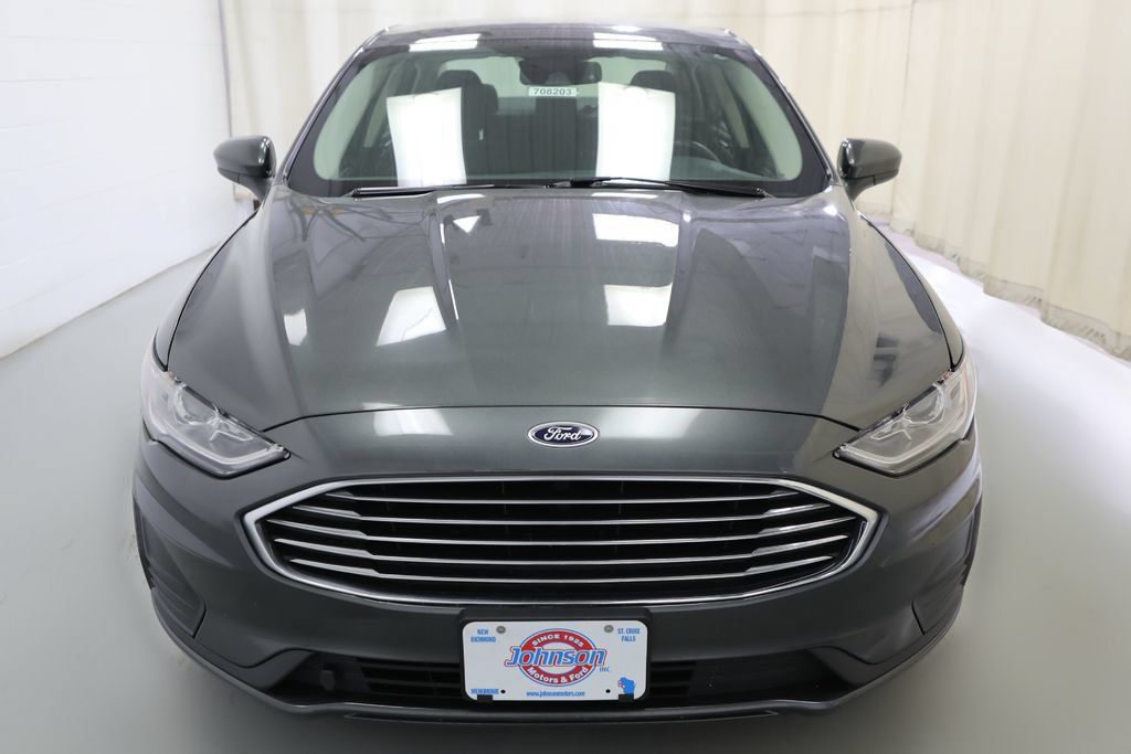 Used 2020 Ford Fusion SE FWD image 13
