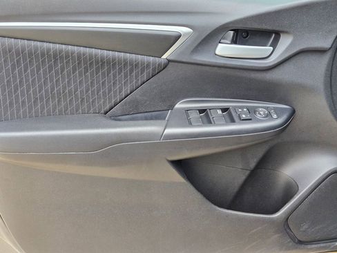 Used 2020 Honda Fit EX image 11