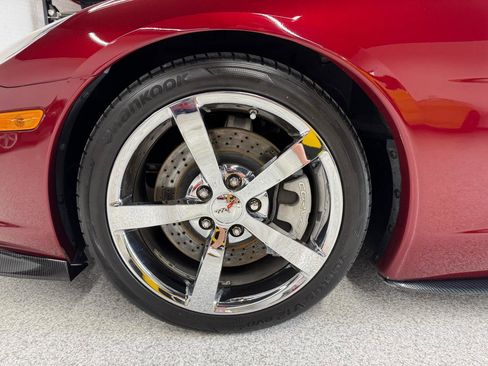 Used 2006 Chevrolet Corvette Convertible w/ Preferred Equipment Group RWD image 31