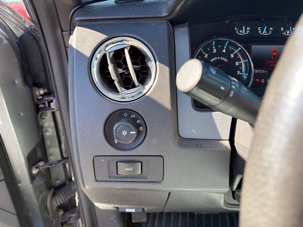 Used 2012 Ford F150 XLT w/ XLT Chrome Pkg AWD/4WD image 12