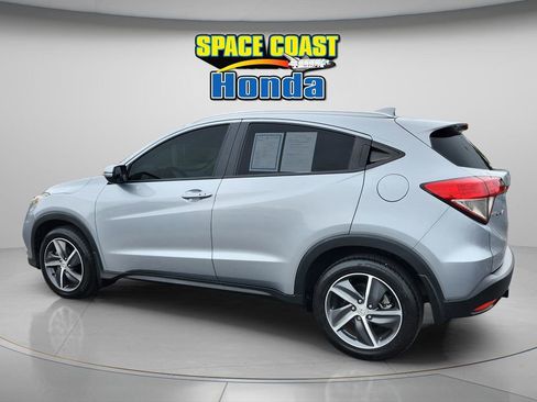 Used 2022 Honda HR-V EX image 11