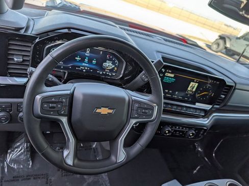 Used 2024 Chevrolet Silverado 2500 LT w/ Safety Package image 11