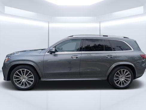 Used 2025 Mercedes-Benz GLS 450 4MATIC image 6