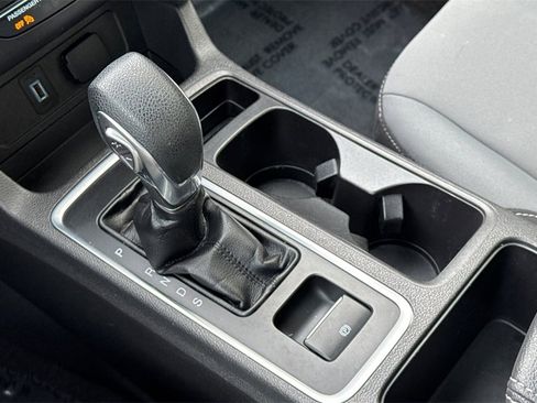 Used 2019 Ford Escape S image 24