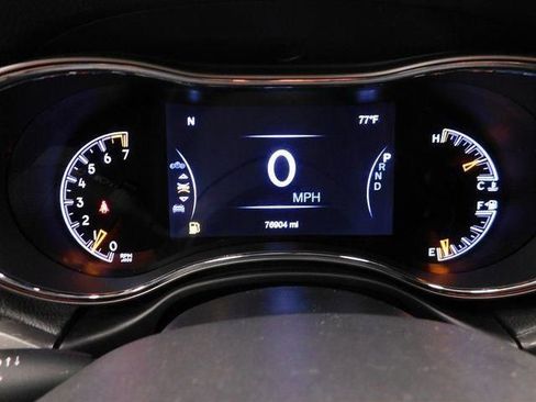 Used 2018 Jeep Grand Cherokee Limited image 60