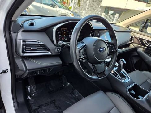 Used 2024 Subaru Outback Onyx Edition AWD/4WD image 39