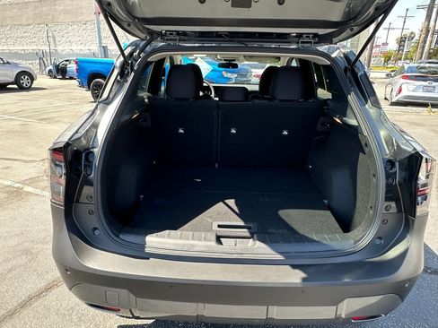 Used 2026 Nissan Kicks SV FWD image 18