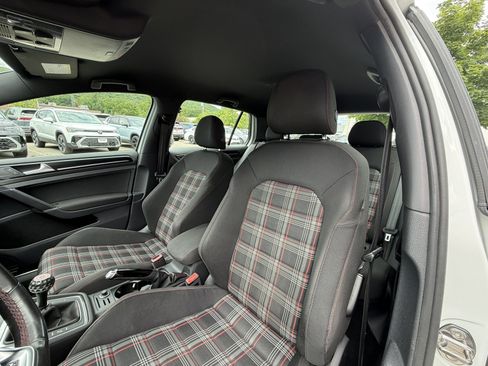 Used 2017 Volkswagen GTI S FWD image 11