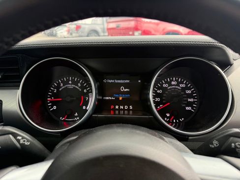 Used 2022 Ford Mustang Premium RWD image 8