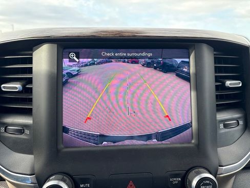 Used 2020 RAM 1500 Laramie image 25