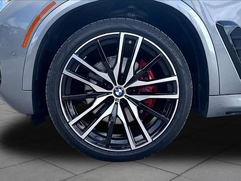 Used 2026 BMW X5 xDrive40i w/ M Sport Package AWD/4WD image 10