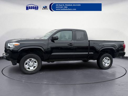 Used 2023 Toyota Tacoma SR image 3