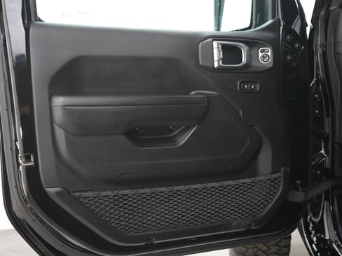 Used 2019 Jeep Wrangler Unlimited Sport S image 19