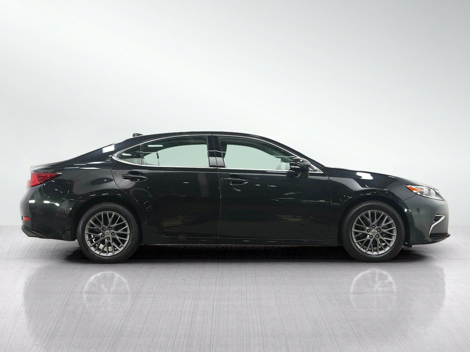 Used 2018 Lexus ES 350 w/ Navigation System Package FWD image 6