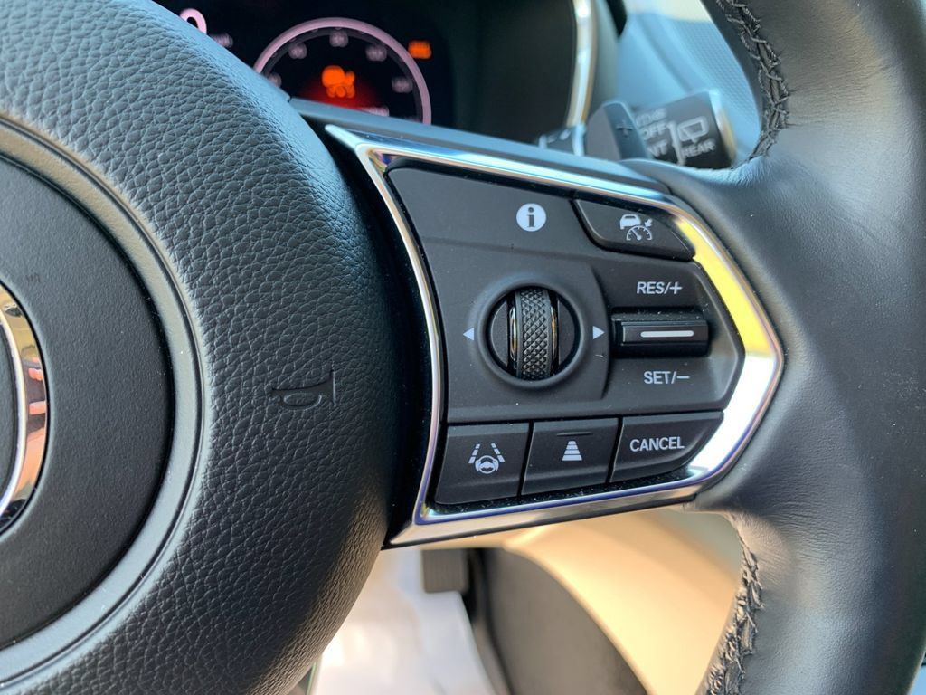Used 2025 Acura MDX SH-AWD image 30