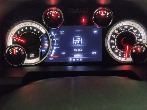 Used 2018 RAM 1500 Big Horn image 23