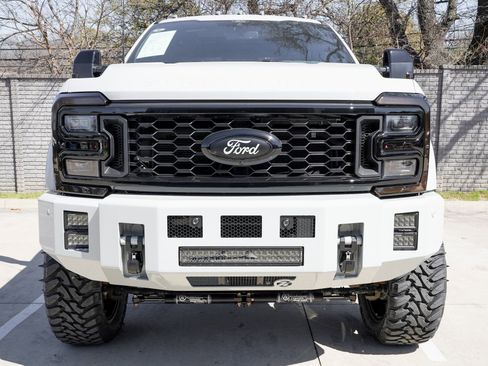Used 2026 Ford F450 Platinum image 3