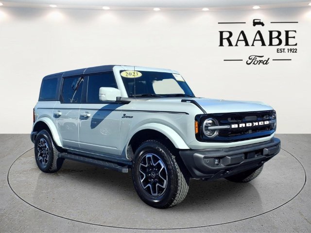 Certified 2023 Ford Bronco Outer Banks AWD/4WD image 1