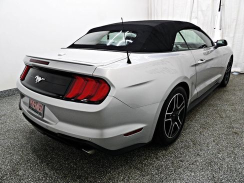 Used 2018 Ford Mustang Premium w/ Equipment Group 201A image 6